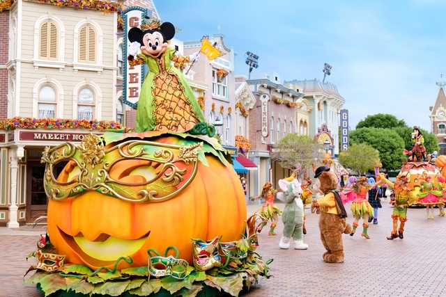 disney halloween time 2024 hong kong disneyland 01