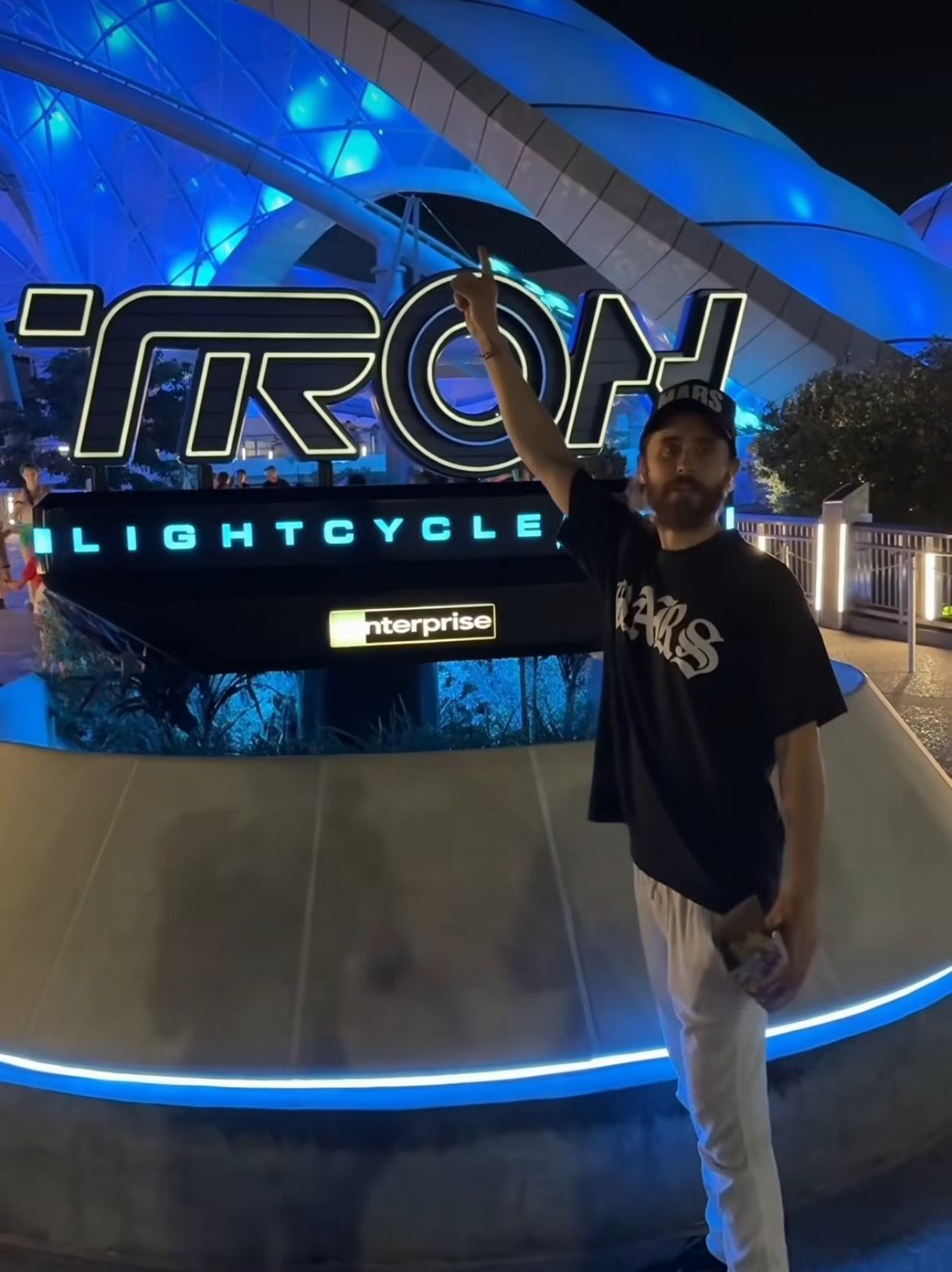 jared leto tron lightcycle run 01