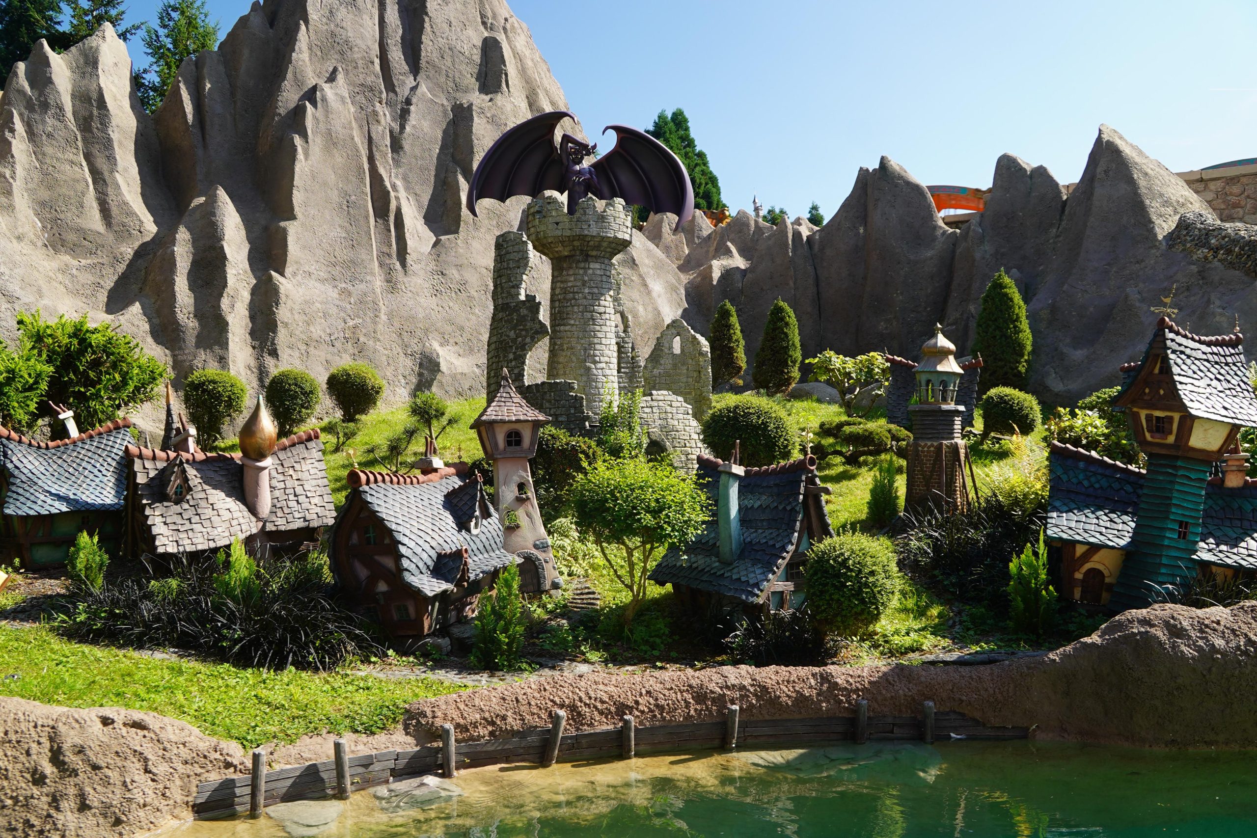 scènes pays contes disneyland