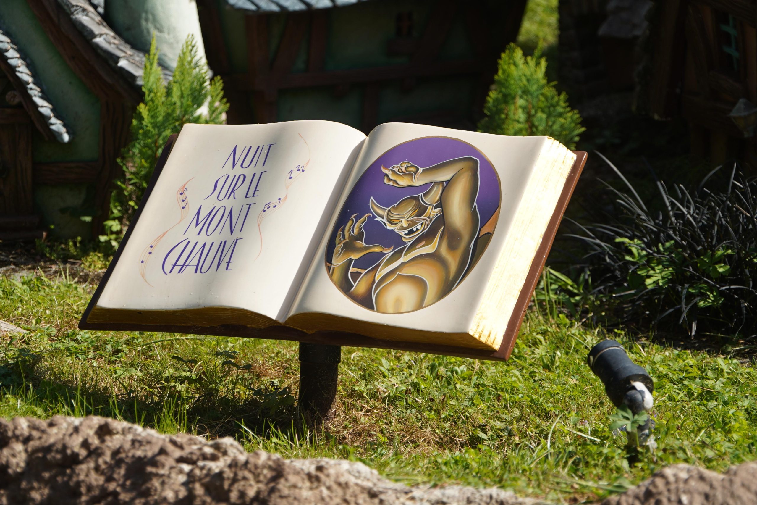 scènes pays contes disneyland