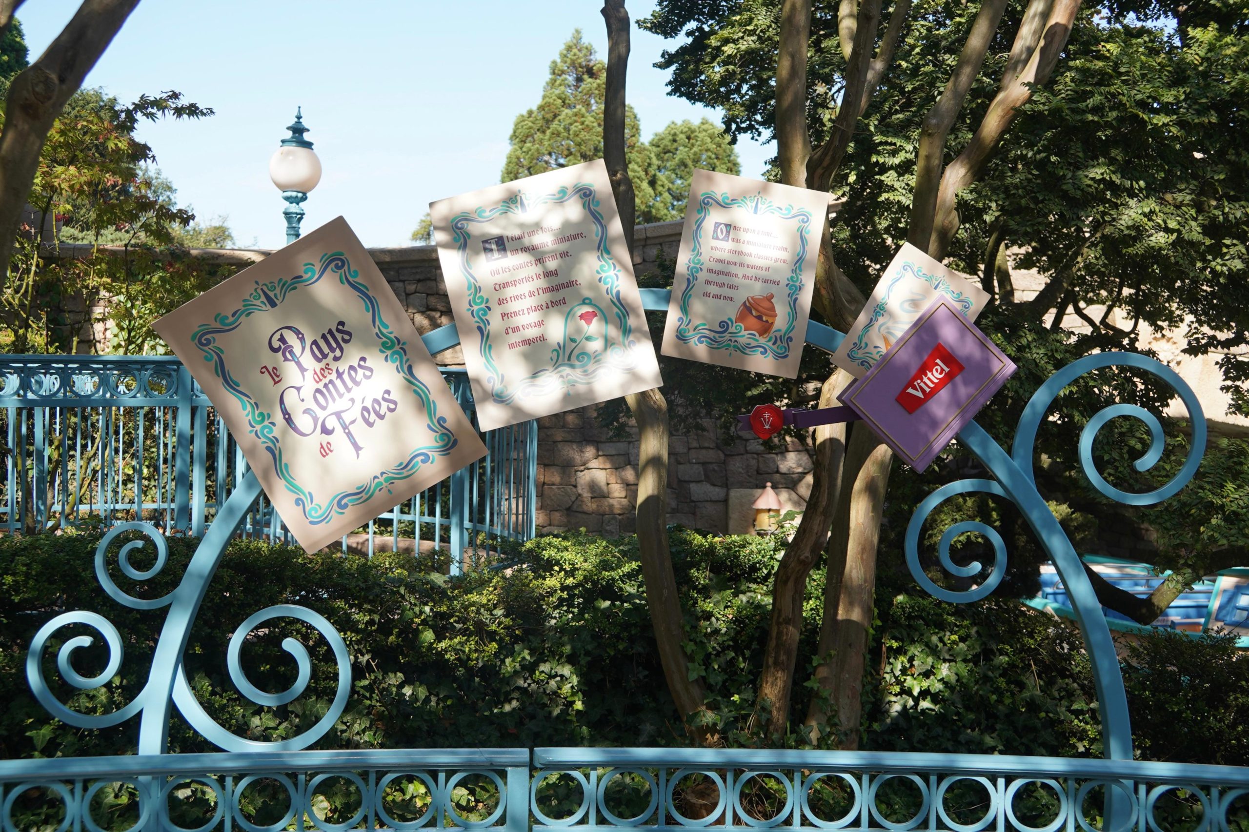 scènes pays contes disneyland