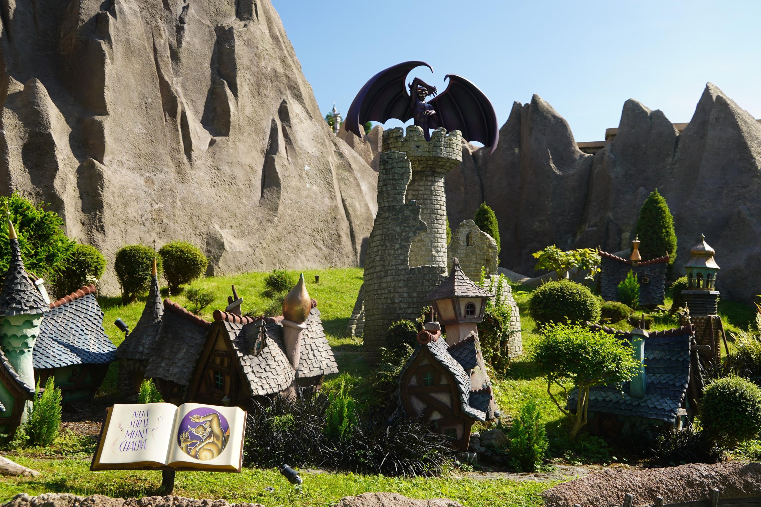 scènes pays contes disneyland