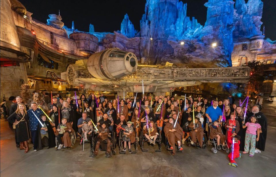 make-a-wish star wars disneyland 01