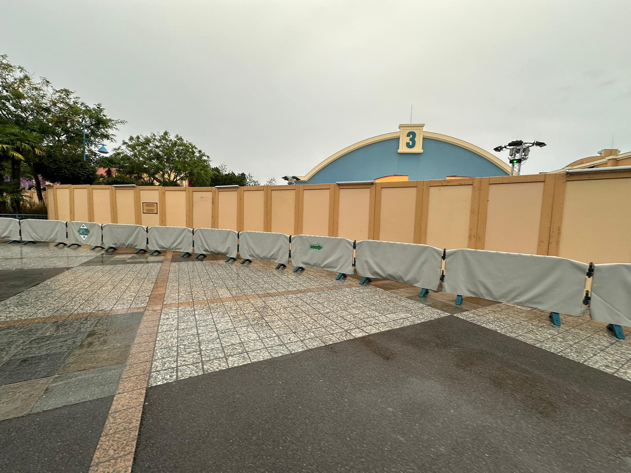 world premiere plaza tapis