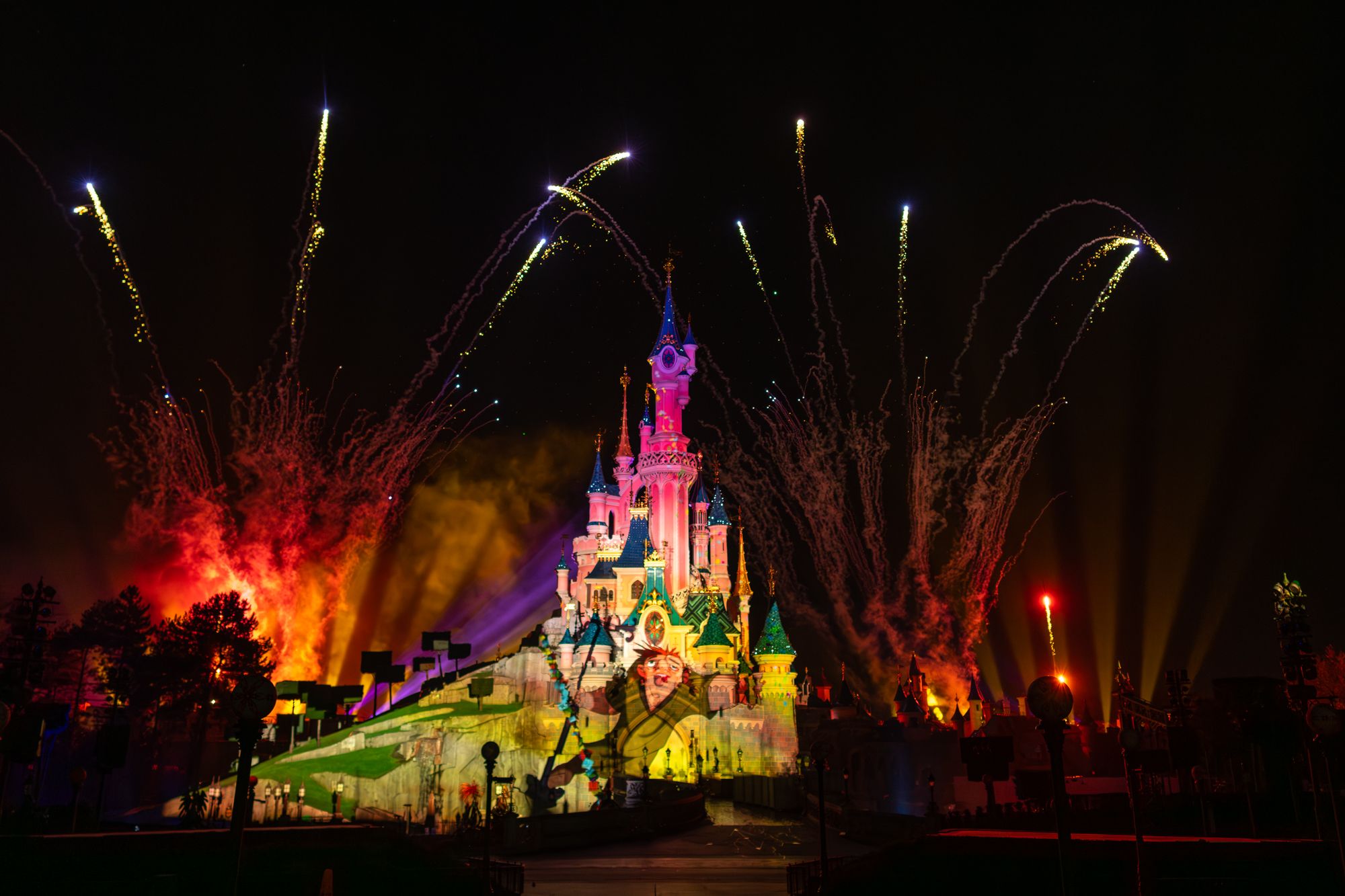 disneyland paris notre-dame