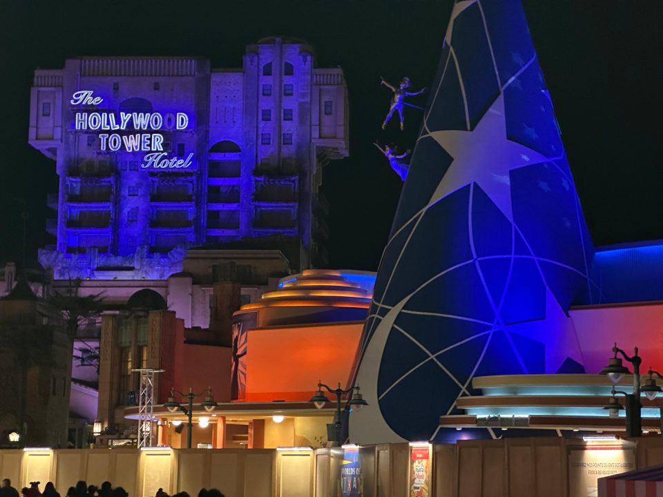 nouveaux lampadaires world premiere