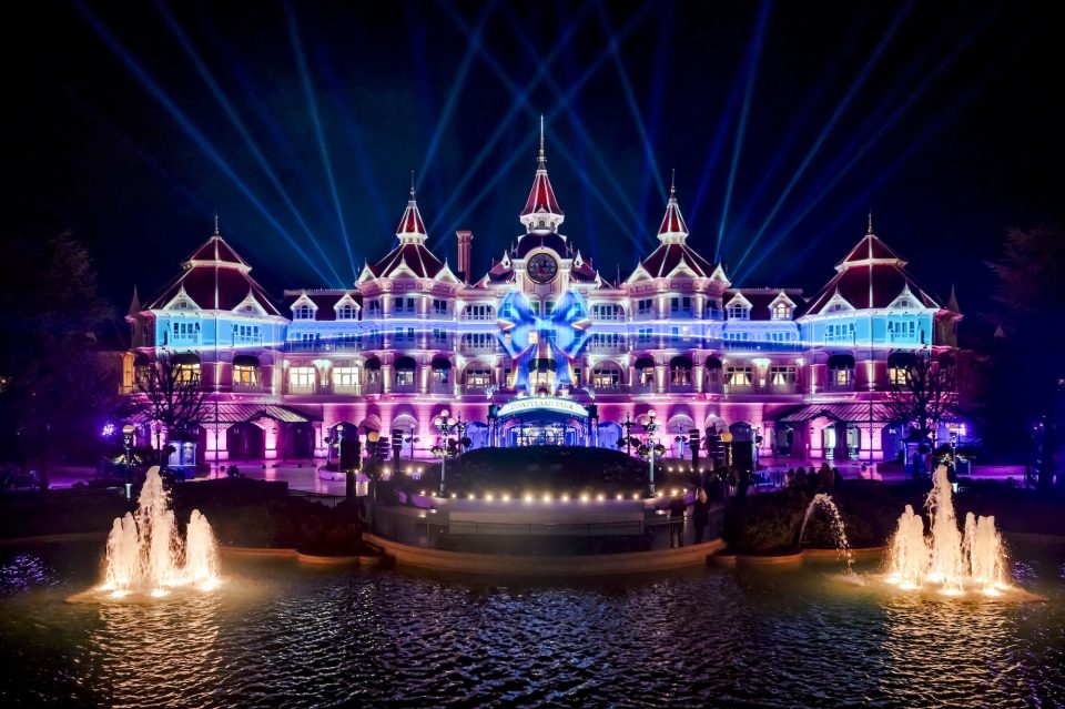 restaurant disneyland hotel