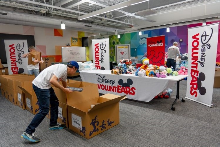 disney voluntears incendies