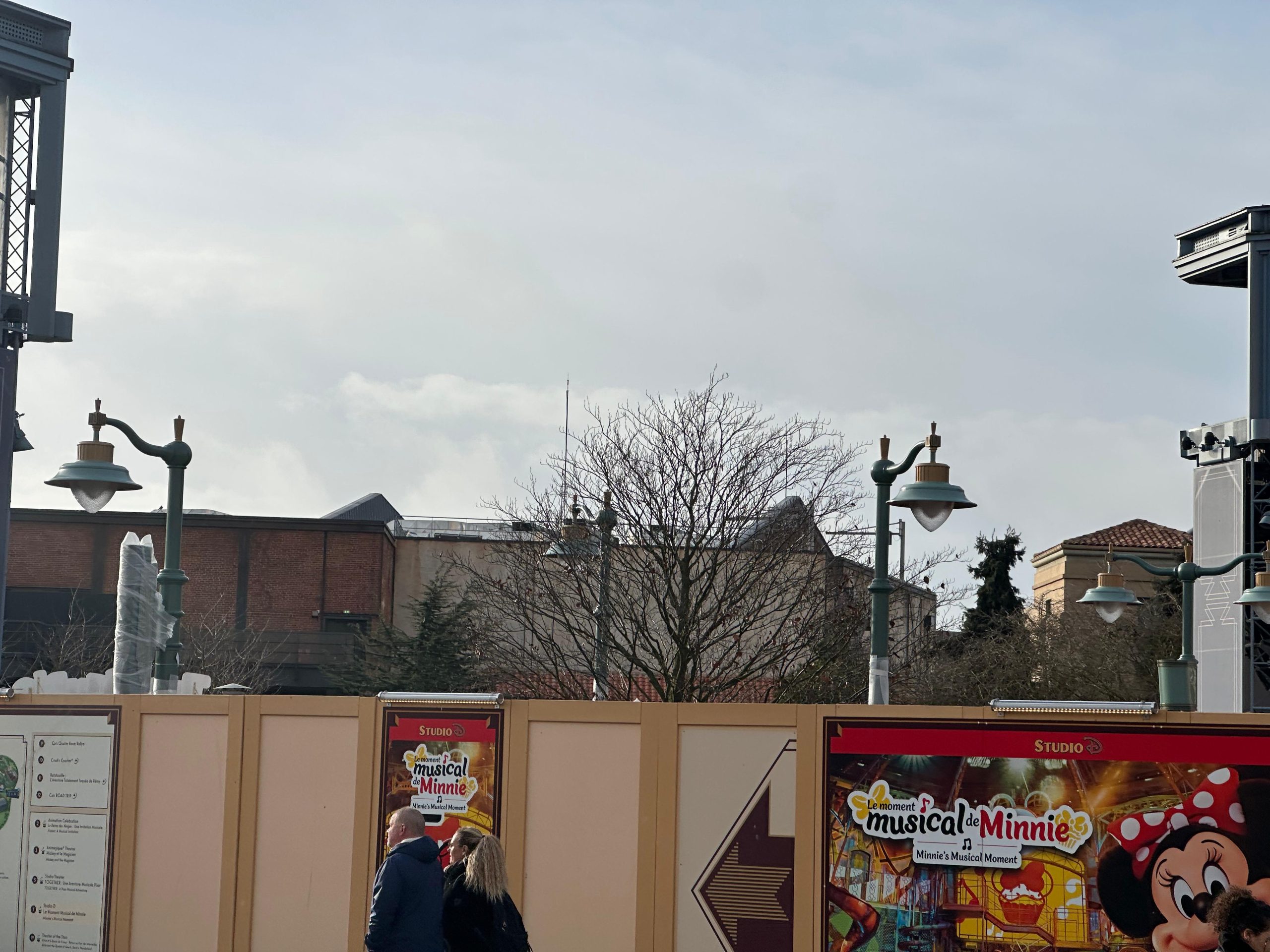 nouveaux lampdaires disney
