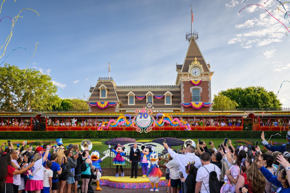 disneyland 70e anniversaire 01