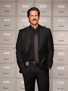 steve howey high potential