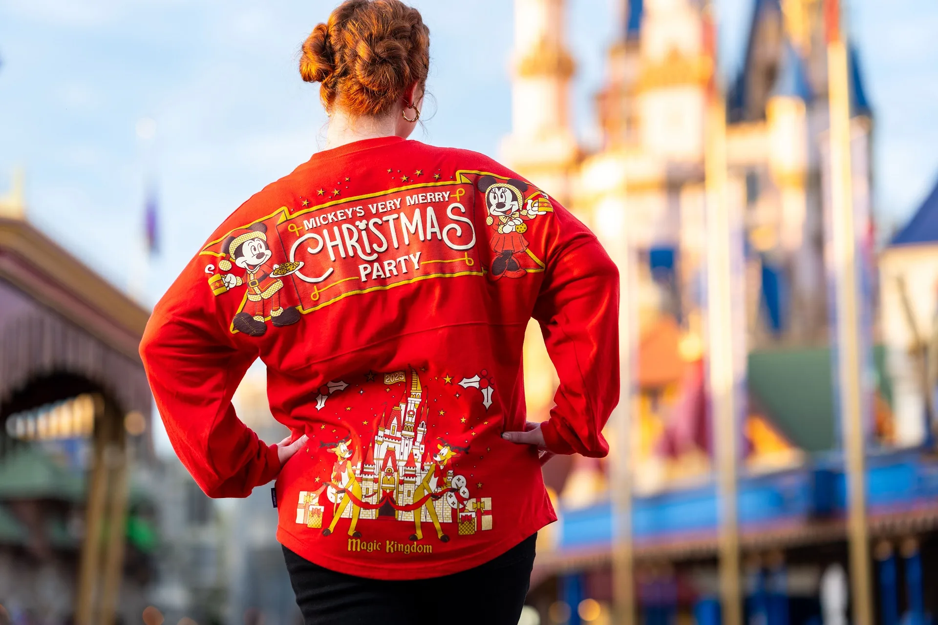 marchandises mickey's very merry christmas party 2025