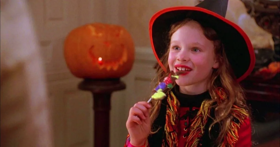 thora birch hocus pocus 3