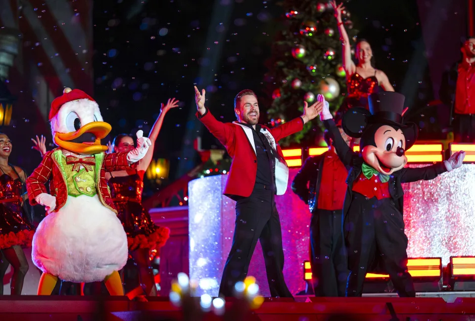 THE WONDERFUL WORLD OF DISNEY: HOLIDAY SPECTACULAR 2025