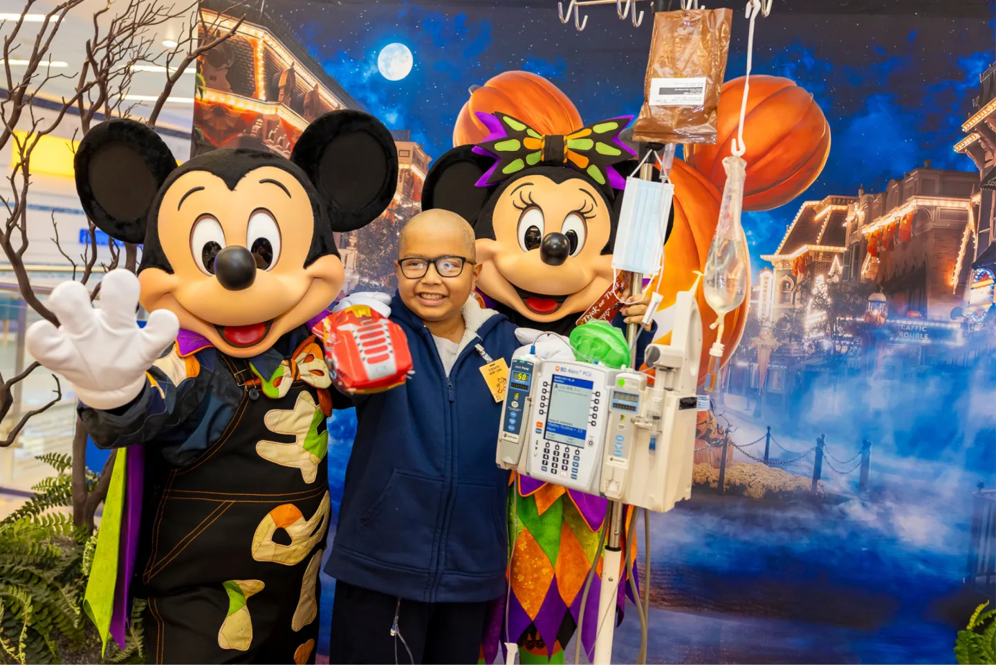 dons disney starlight foundation halloween 2025