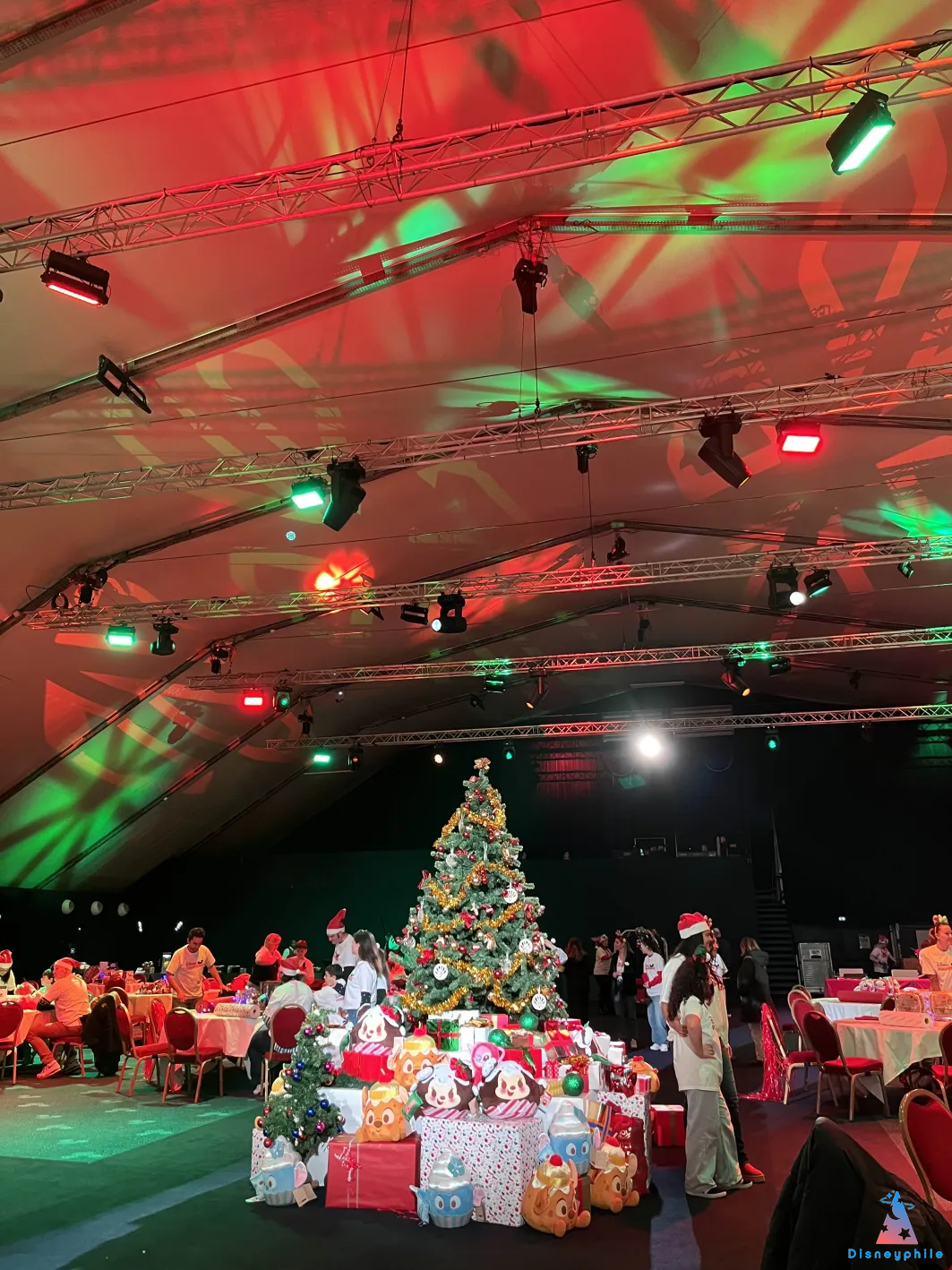 noël voluntears disneyland paris 2025
