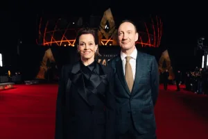 sigourney weaver david thewlis avatar : fire and ash european premiere