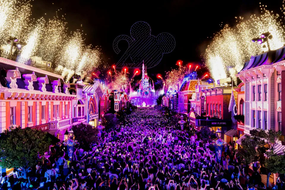 hong kong disneyland record