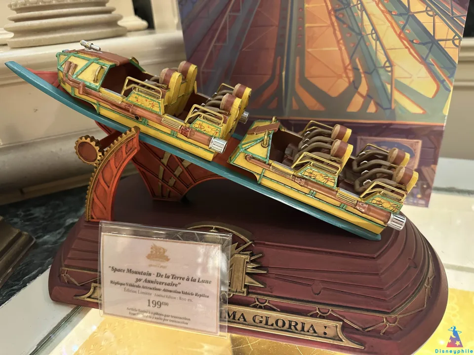 réplique véhicule space mountain