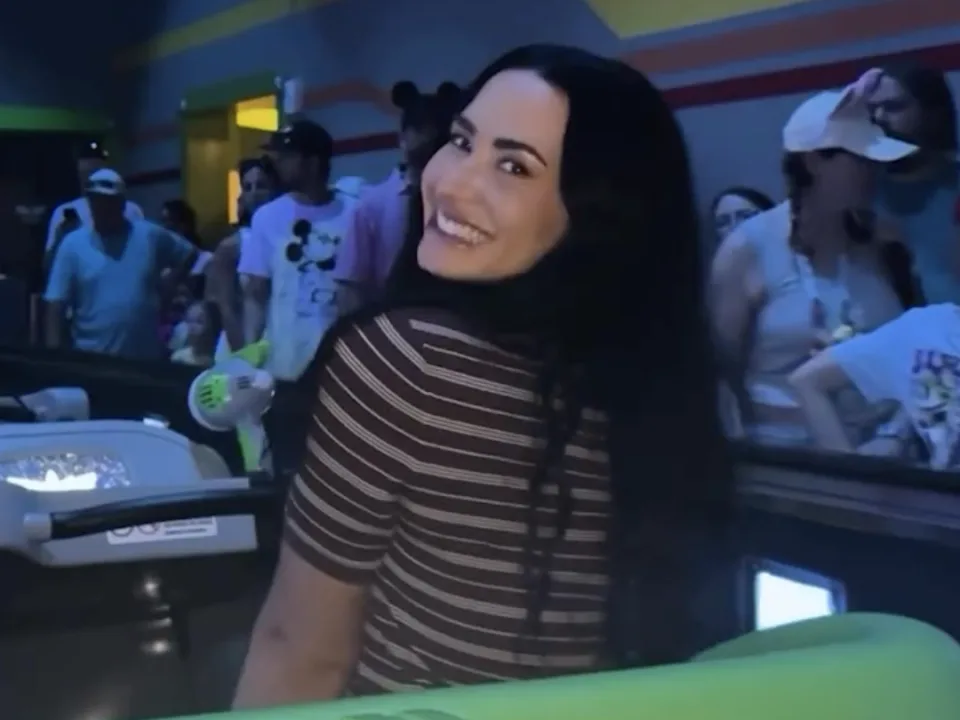 demi lovato camp rock 3 walt disney world