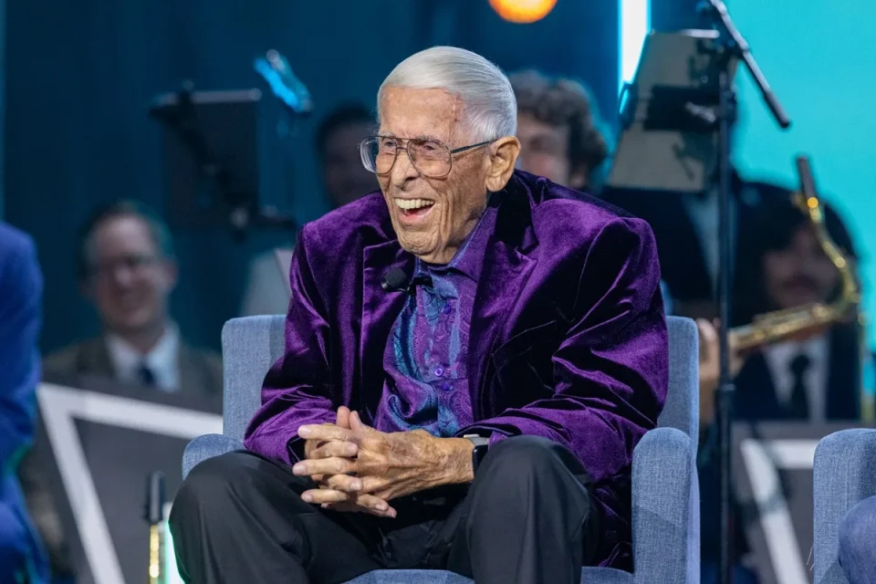 Bob Gurr, Imagineer Disney Legend, intronisé au Hall of Fame de l’IAAPA en 2026