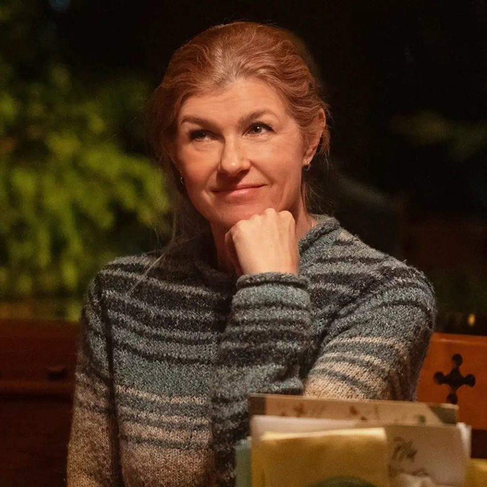 phony connie britton